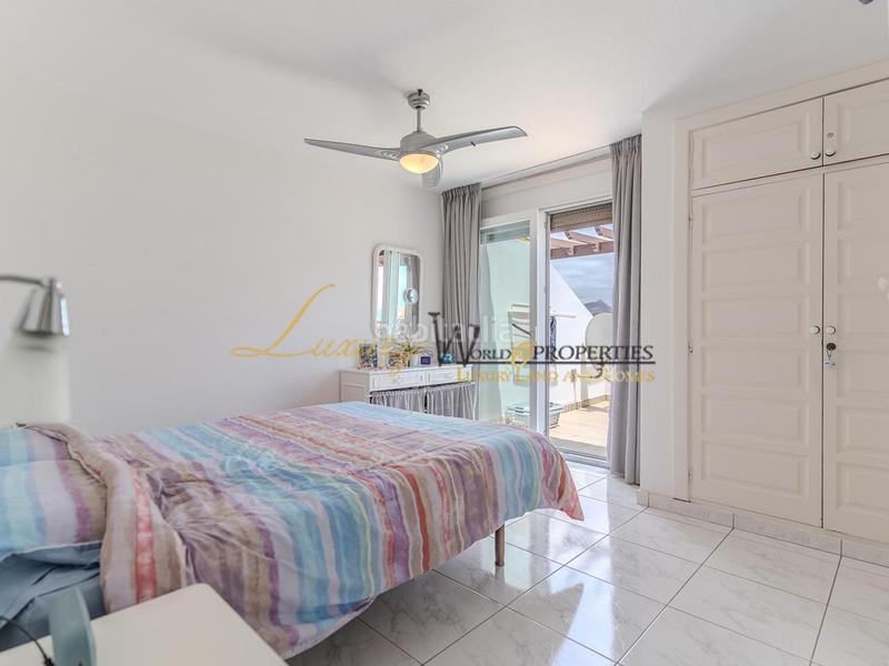 Foto db776457-0c18-4e43-a3c5-c105e1a116ff. Dúplex amb piscina a Playa de las Américas Arona