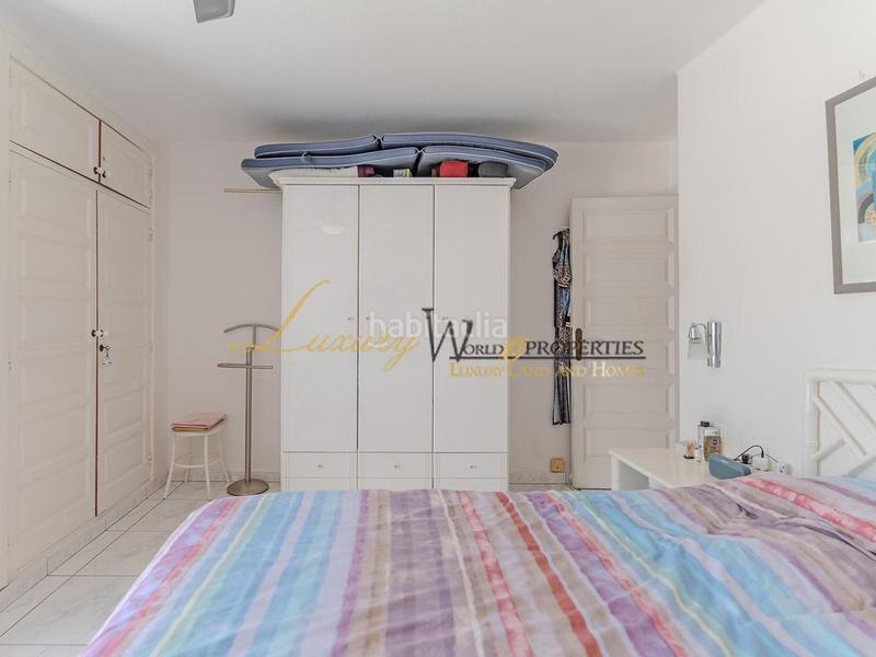 Foto f1ff34a3-f2ce-4ce5-862c-37df20284bf8. Dúplex amb piscina a Playa de las Américas Arona