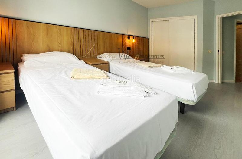 Foto 1d5615f9-b6b9-46d9-925b-2a2a0449db14. Apartament amb piscina a Los Cristianos Arona