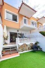 Casa  Galicia. Adosado roque del conde