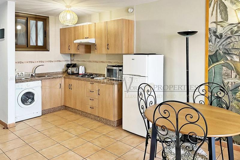 Foto eb6447b9-92ef-421d-a4cc-8465393de7e8. Piccolo appartamento con piscina in Playa de las Américas Arona