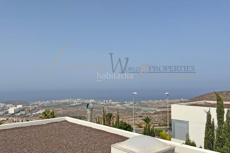 Foto df6ed4eb-002d-4b65-88c5-e037d5622830. Casa con parcheggio piscina in Chayofa Arona