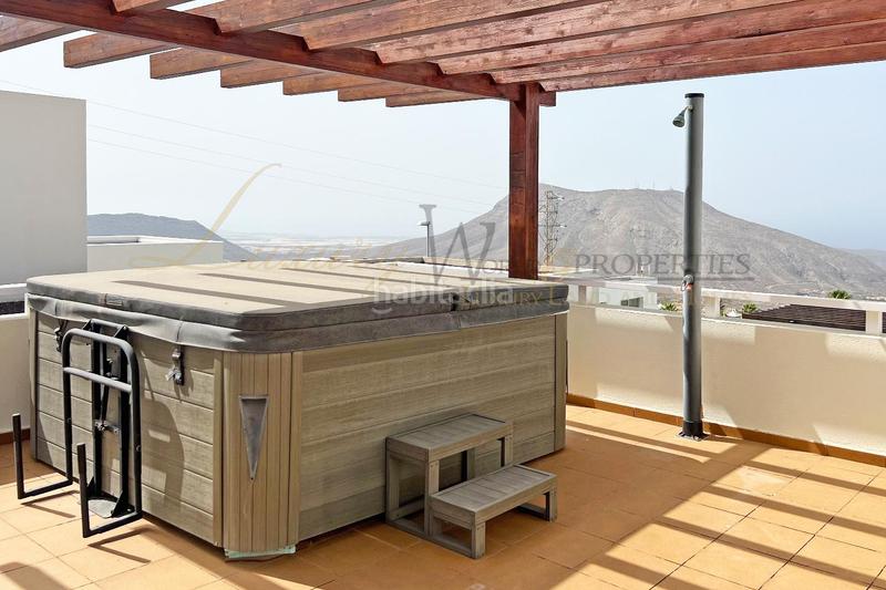 Foto e584411f-0fd6-4c14-a42b-a3664b6e3cb2. Casa con parcheggio piscina in Chayofa Arona