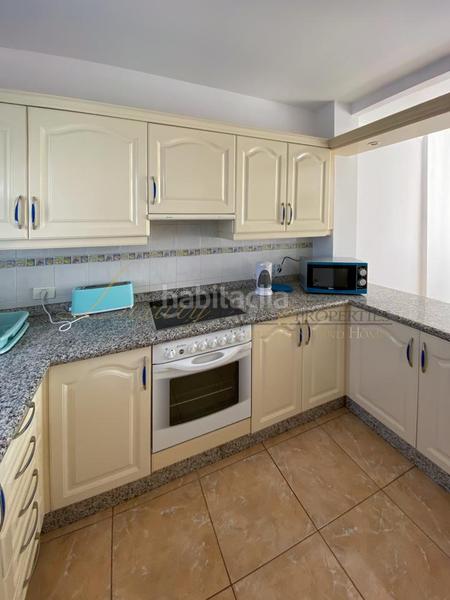 Foto b7d0b5c2-18fb-437b-aa9e-988d60166af6. Piccolo appartamento con piscina in Los Cristianos Arona