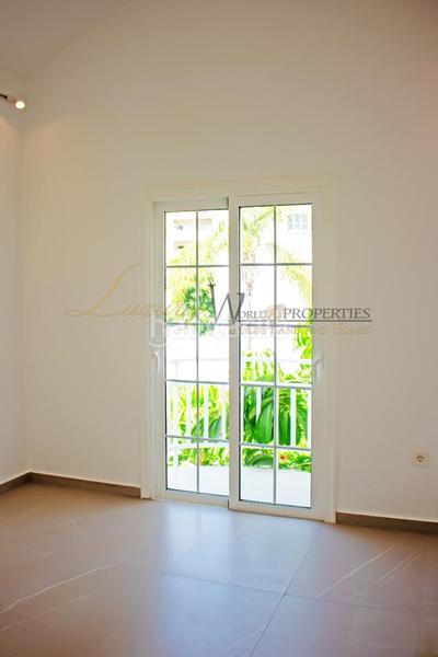 Foto 06291d29-b610-493f-b5ea-c87126b7e287. Appartement mit pool in Playa de Fañabé Adeje