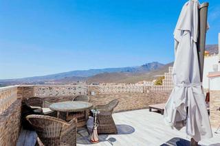 Haus  Baleares. Las mimosas  torviscas alto
