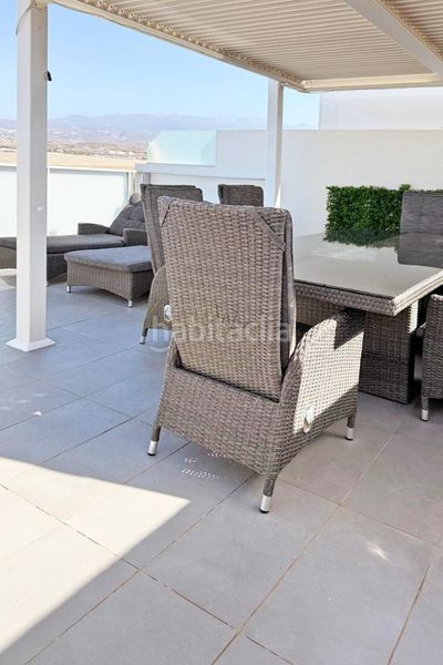 Foto 399d5267-7690-4acb-b655-cf3405f76603. Apartament amb piscina a Los Abrigos Granadilla de Abona