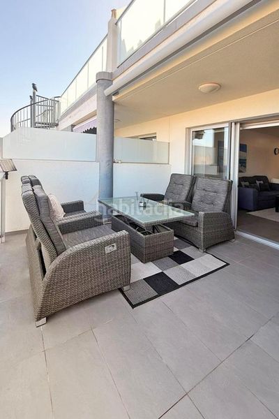 Foto c1c47394-79fc-4cae-ab02-d5ec053c98f5. Apartament amb piscina a Los Abrigos Granadilla de Abona