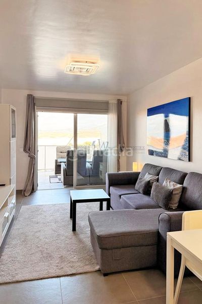 Foto e134fe8f-c976-4d19-81a6-a6c930eefbf6. Apartament amb piscina a Los Abrigos Granadilla de Abona