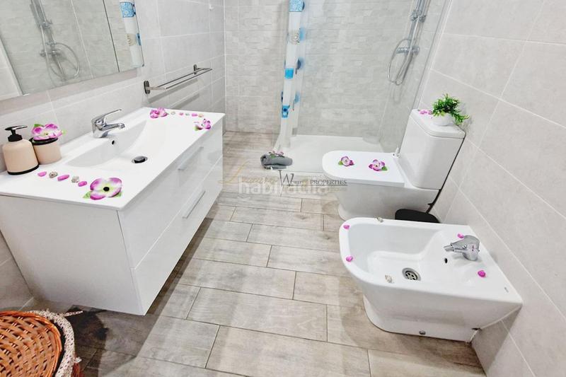 Foto 023b0c5a-82ab-47b9-bdb5-8afcd0cd0d7d. Apartamento san marino Los Cristianos l en Los Cristianos Arona