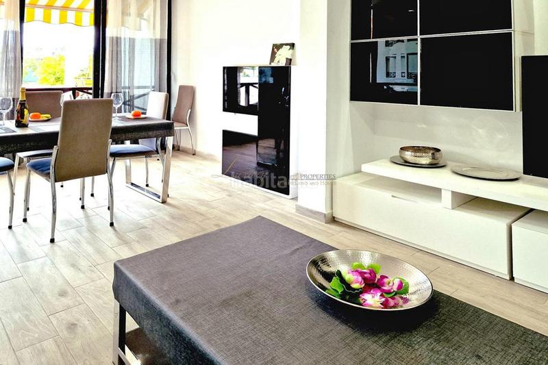 Foto 4cd9f0d2-ee65-4454-b680-f125bfb959c3. Apartamento san marino Los Cristianos l en Los Cristianos Arona