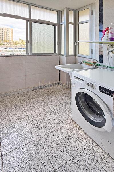 Foto 141fee6d-f7a4-4830-8eb4-4536352d4a34. Apartament amb piscina a Los Cristianos Arona