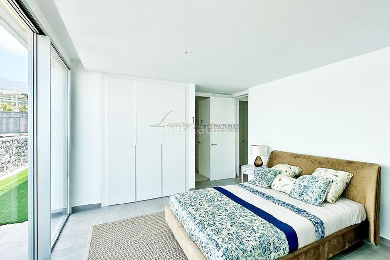 Foto 0b63fd1f-d91b-4cc8-81f0-dcf6691b20fd. Casa amb aparcament piscina a Callao Salvaje - Playa Paraíso Adeje