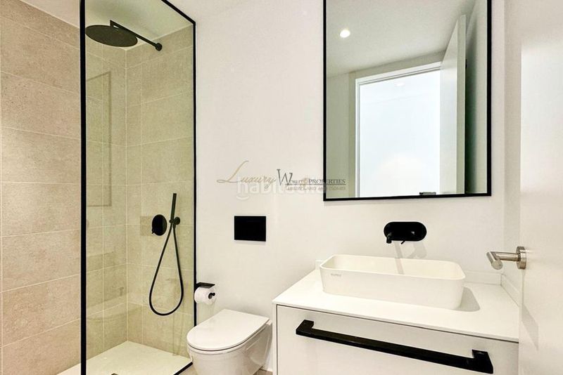 Foto 77d104e6-f244-40b7-803e-e4cd46047d24. Casa amb aparcament piscina a Callao Salvaje - Playa Paraíso Adeje