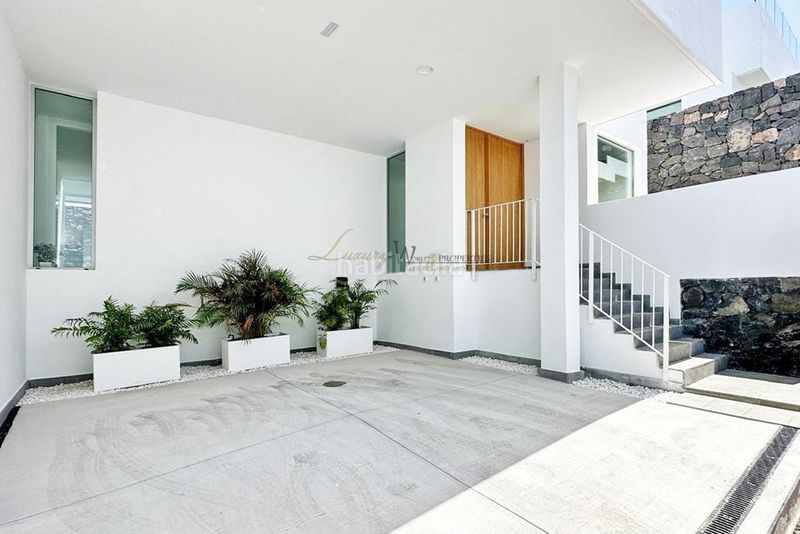 Foto ac8ecede-1e4c-4690-9775-7b6fdc2277e2. Casa amb aparcament piscina a Callao Salvaje - Playa Paraíso Adeje