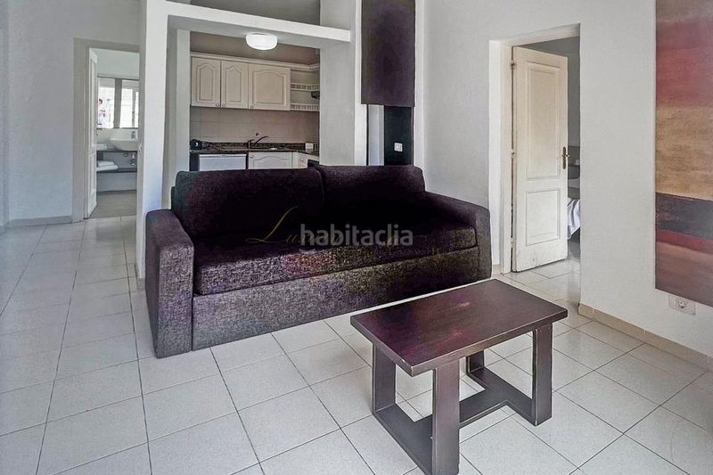 Foto 35fea9bb-c543-4f92-8254-8a66df6faab1. Apartament amb piscina a Playa de Fañabé Adeje