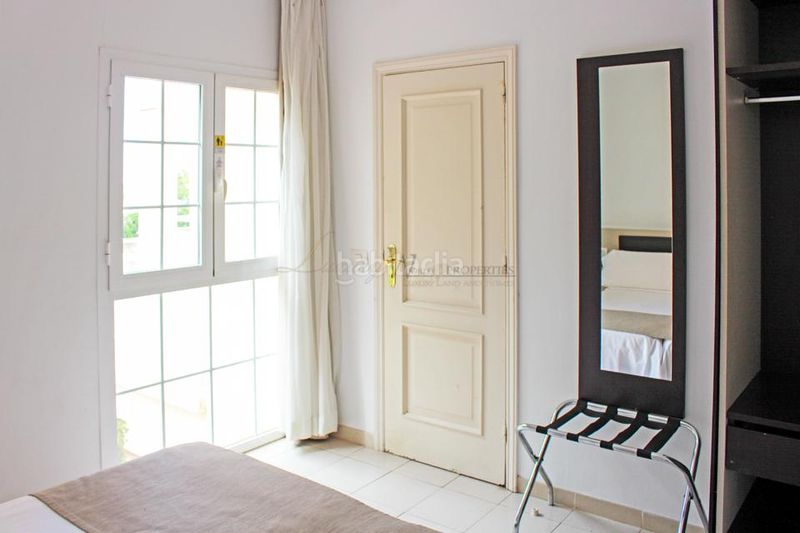 Foto 3ee541a7-8b83-4f69-976b-70b1854ac624. Apartament amb piscina a Playa de Fañabé Adeje