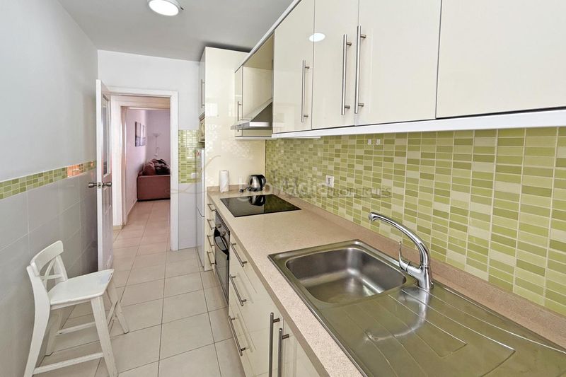 Foto 138668b4-d449-4b4f-abc3-9a2b989ac6cd. Apartament amb piscina a Los Cristianos Arona