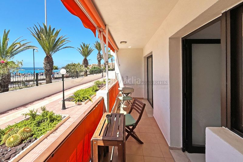 Foto 33a0eeae-dfe6-442d-9466-faf6460651b4. Apartament amb piscina a Los Cristianos Arona