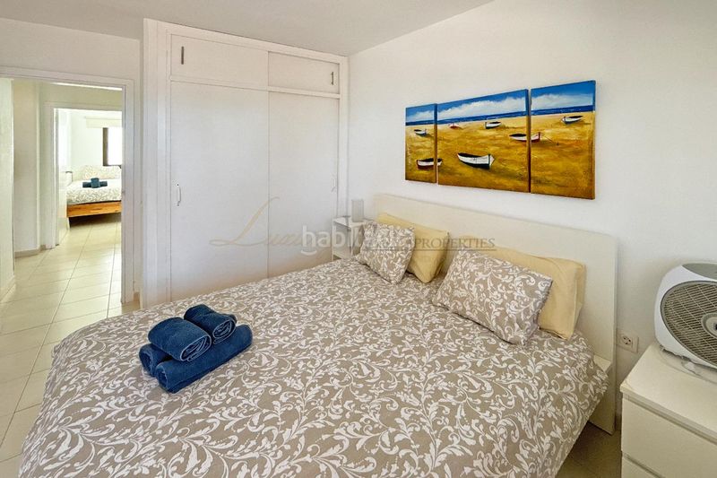 Foto 55172583-66ea-47bb-b655-780cbc395bea. Apartament amb piscina a Los Cristianos Arona