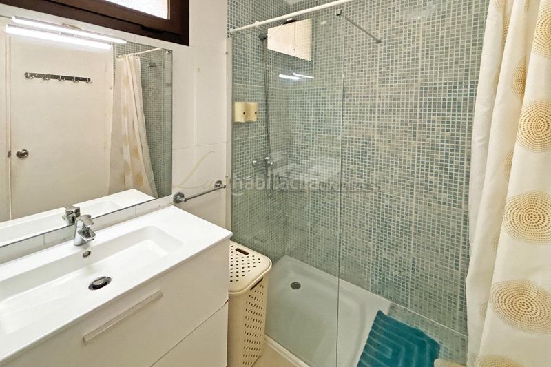 Foto 957b0989-6b63-43e9-b2c7-c876dbb52f0b. Apartament amb piscina a Los Cristianos Arona