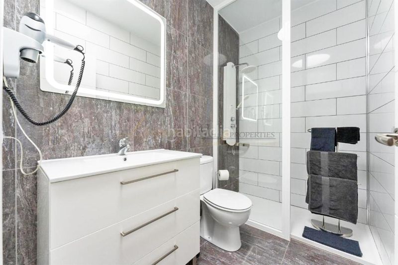 Foto 7623731d-afa3-4f33-8084-261518cc09e9. Casa amb aparcament piscina a San Eugenio Alto Adeje