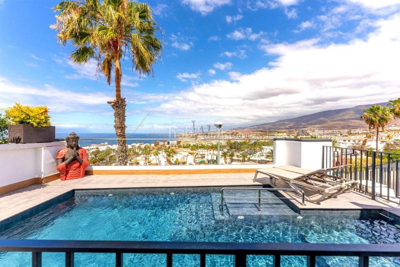 Foto d0b9aa7e-c0f9-4ba0-a774-9127dfb429cf. Casa amb aparcament piscina a San Eugenio Alto Adeje