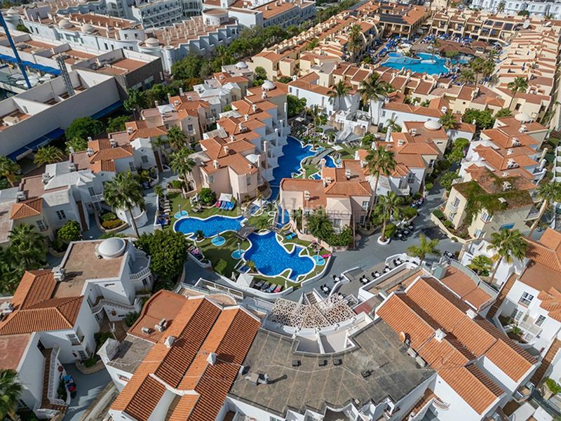 Foto 6cf4aa44-38b7-4cda-8864-fdfd6664e390. Apartament amb piscina a Playa de Fañabé Adeje