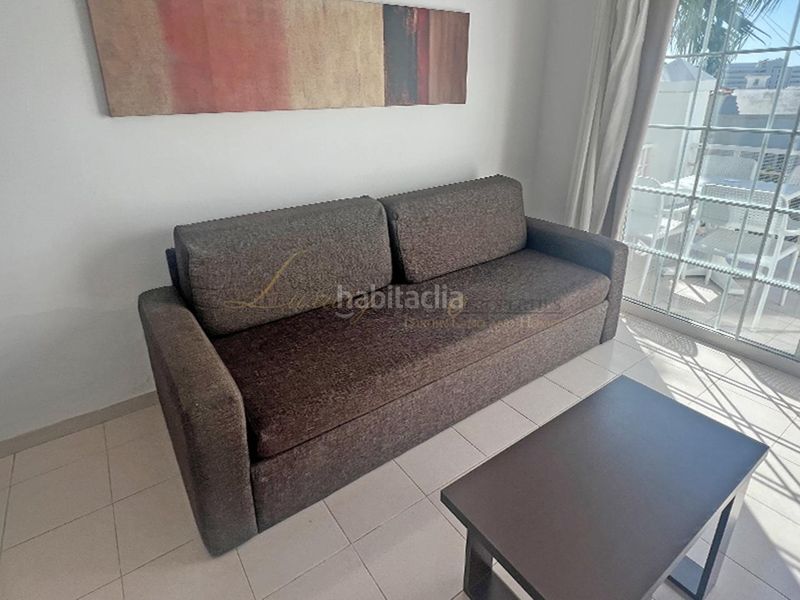 Foto ebc60b1d-cd05-4862-9ad1-e74ec5790bd3. Apartament amb piscina a Playa de Fañabé Adeje