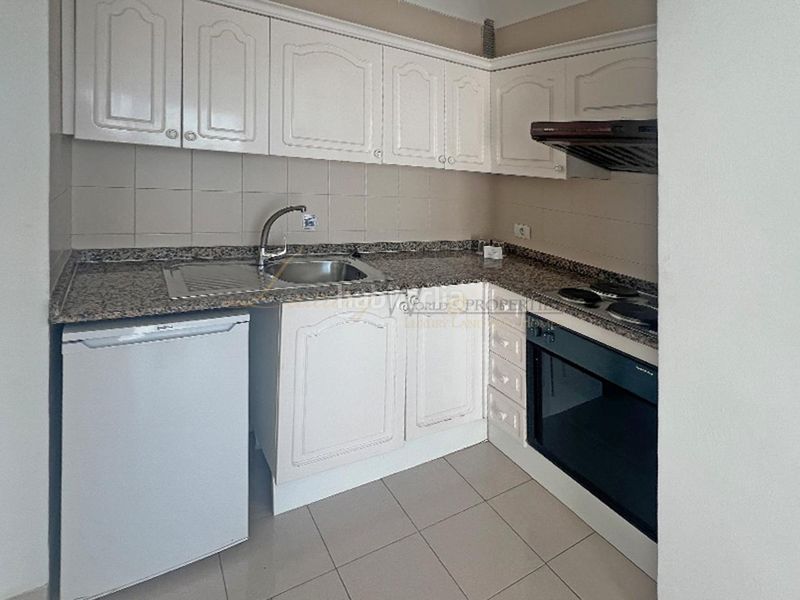 Foto f19640a8-7345-4725-9a2a-ab8312114561. Apartament amb piscina a Playa de Fañabé Adeje