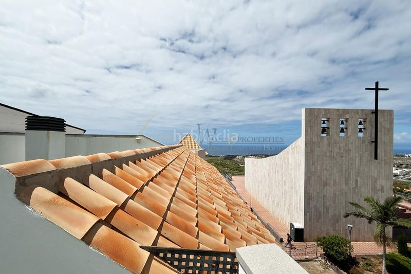 Foto c0c12eb0-45a1-4f5f-bb12-88897568abde. Àtic amb aparcament piscina a Casco Urbano Adeje
