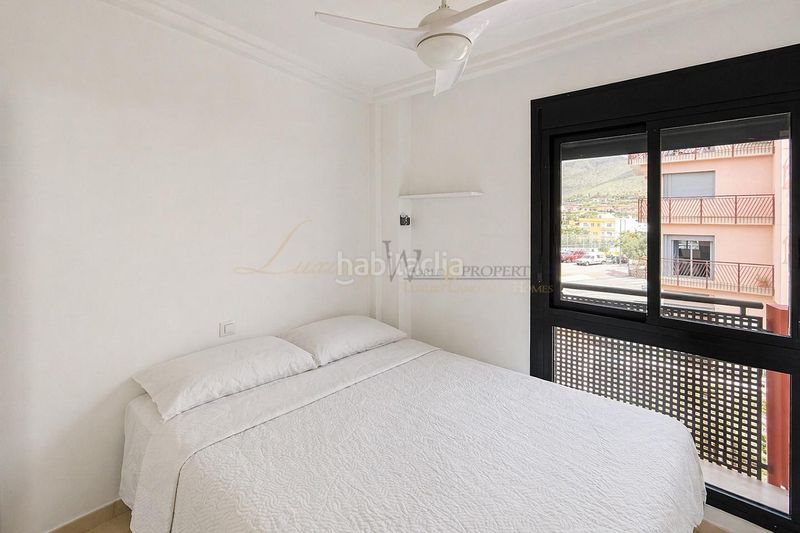 Foto d3611d6a-b8b7-4bf5-af49-c3f9e53f74b2. Àtic amb aparcament piscina a Casco Urbano Adeje