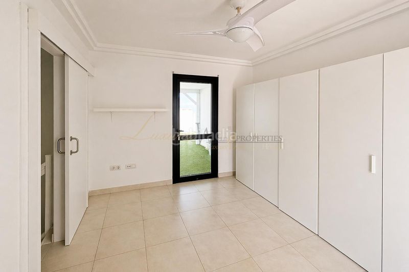 Foto de303be1-075f-4298-9791-988b61d72ff1. Àtic amb aparcament piscina a Casco Urbano Adeje