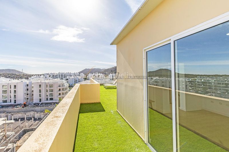 Foto c1f547ff-0b4f-418f-886e-420d2204e4b8. Dúplex amb aparcament piscina a Palm - Mar Arona