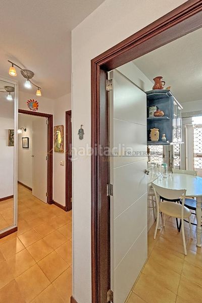 Foto 163db500-c851-4982-83eb-9cbddbd2fc58. Apartament amb aparcament a Playa de las Américas Arona