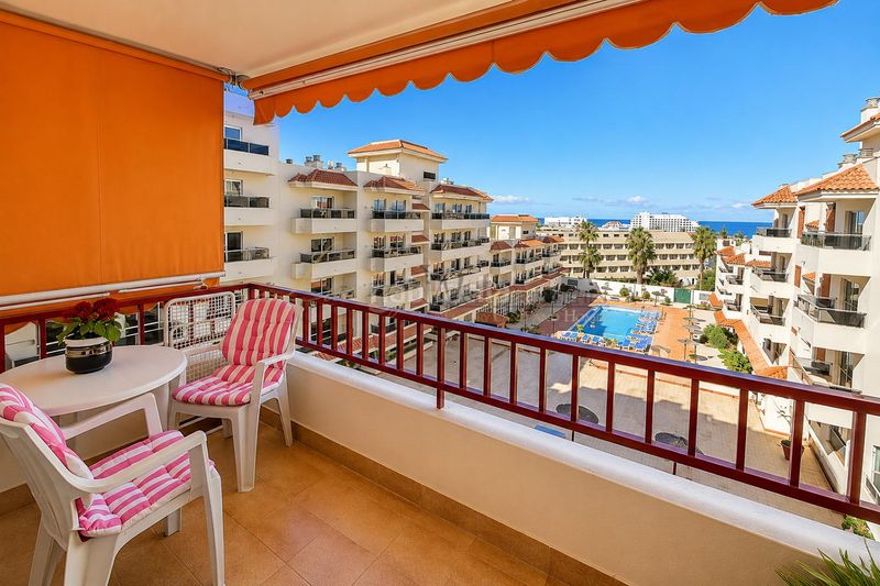 Foto 8e721caa-38da-4692-a7f5-0f9cc8d65bed. Apartament amb aparcament a Playa de las Américas Arona