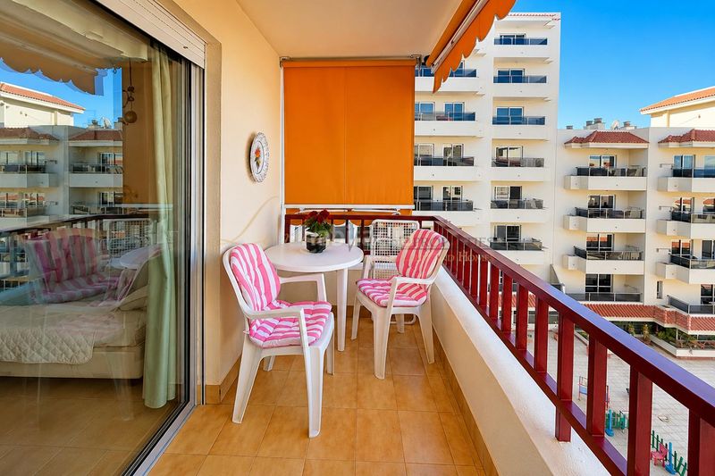 Foto a00927a1-9185-43e4-9cbe-d1326c64f48a. Apartament amb aparcament a Playa de las Américas Arona
