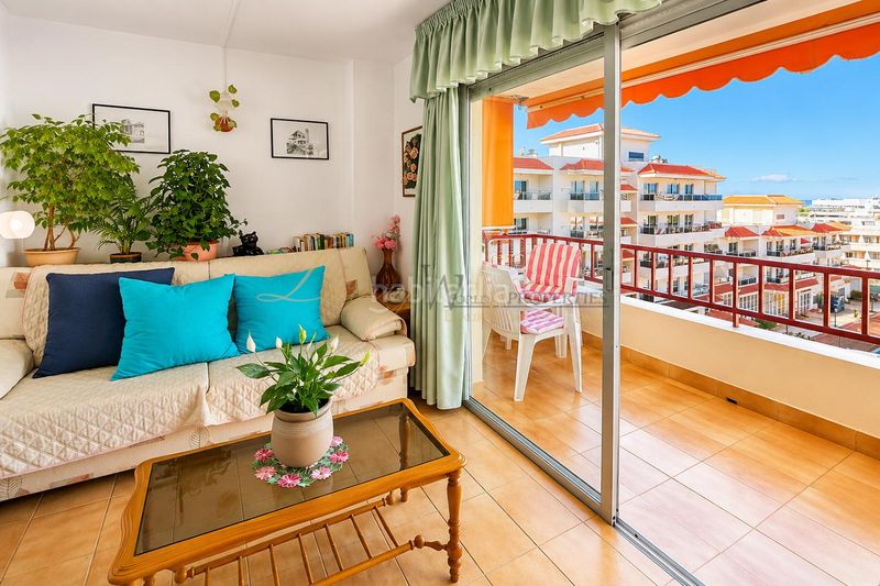 Foto af2a578a-8f7d-44ee-9bbc-fd91df4fc0f5. Apartament amb aparcament a Playa de las Américas Arona
