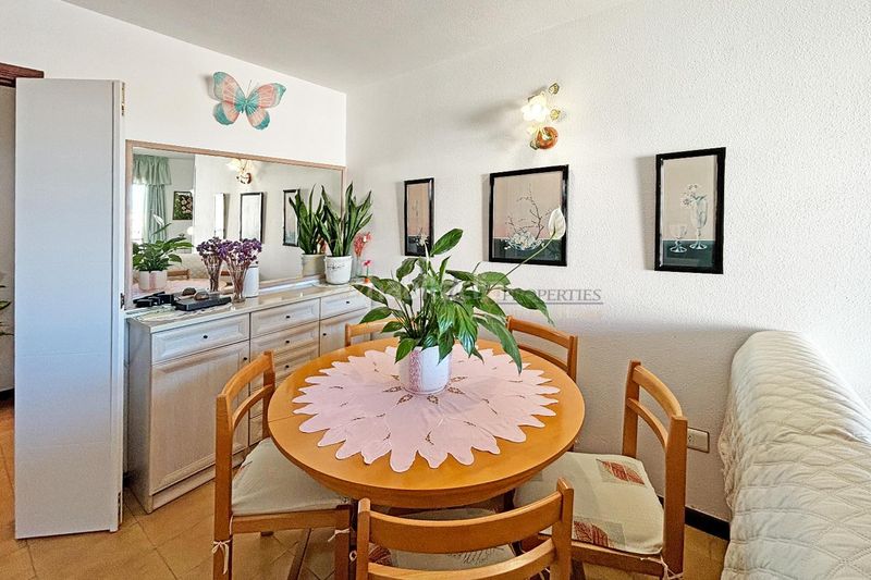 Foto daeceb6e-a115-40d2-9d7f-0279ba3d91ca. Apartament amb aparcament a Playa de las Américas Arona