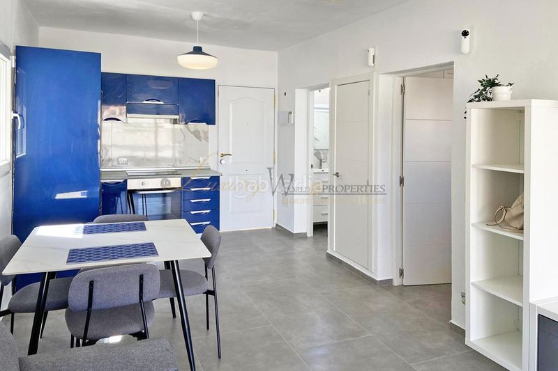 Foto 10431480-2535-4df7-ae29-dc40b5f4b0b6. Apartament amb piscina a Costa del Silencio Arona