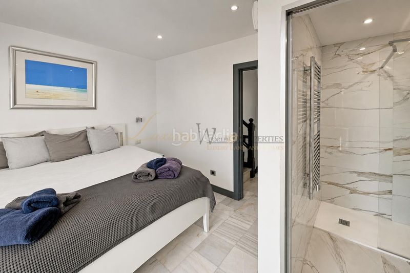 Foto 77fb4bca-05dd-4dec-8868-86e7cbe9ad74. Casa amb piscina a Playa de las Américas Arona