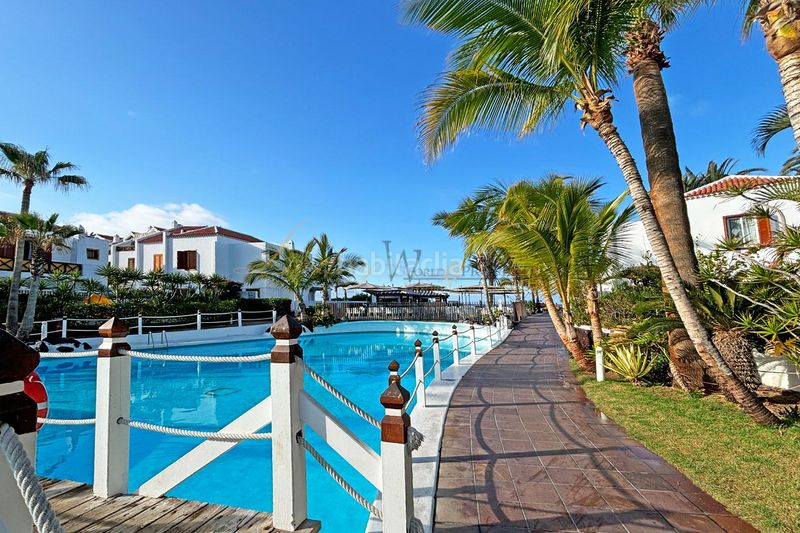 Foto d7aa1077-ae61-4d75-8b6d-c6a196ad12cd. Casa amb piscina a Playa de las Américas Arona