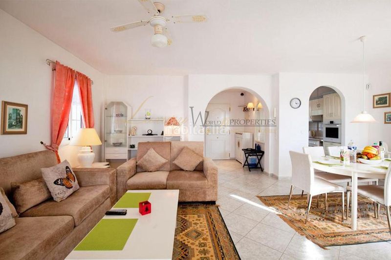 Foto 5553f539-cd7a-4fc5-a019-6df9153ac2be. Casa adossada amb aparcament piscina a Playa Fañabé Alto Adeje