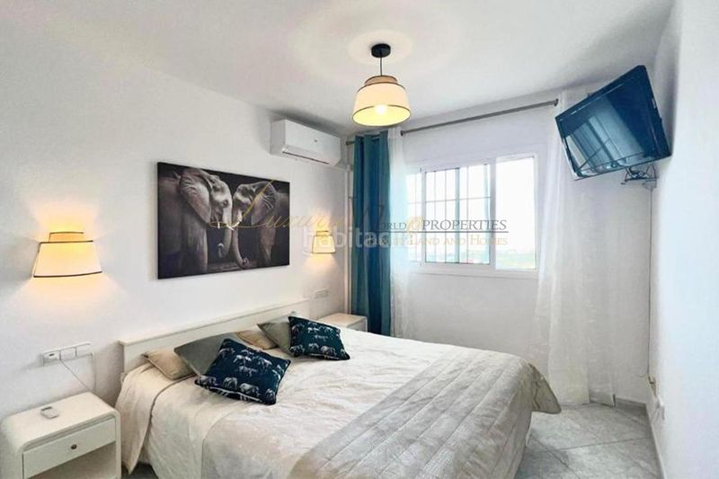 Foto ea9b575a-7ffb-427b-aed3-a062c994b489. Casa adossada amb aparcament piscina a Playa Fañabé Alto Adeje