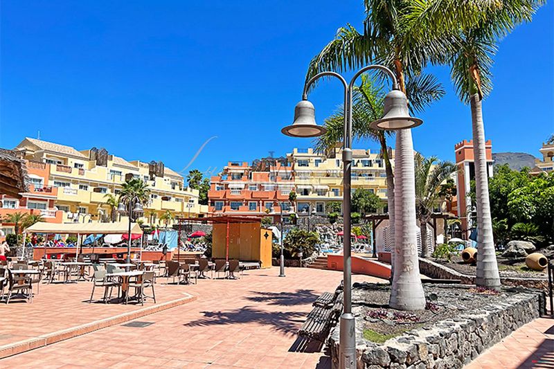 Foto 9a97c358-4b30-4383-92de-db92180da78b. Apartament amb piscina a Los Cristianos Arona