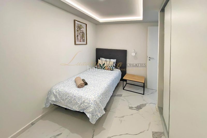 Foto a73a8ef2-64ef-4caf-9187-2bd01ed53370. Apartament amb piscina a Los Cristianos Arona