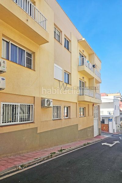Foto 0d80c446-9340-4a37-8575-6598ca39e4c1. Apartament amb aparcament a Cabo Blanco Arona