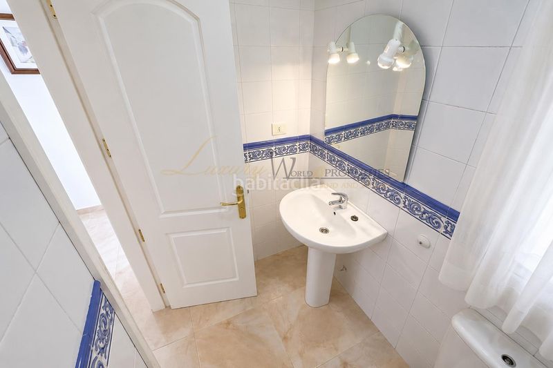 Foto 315a6de5-f072-4f59-a7b5-01e0c5a64b3e. Casa adossada amb aparcament piscina a Torviscas Centro y Alto Adeje