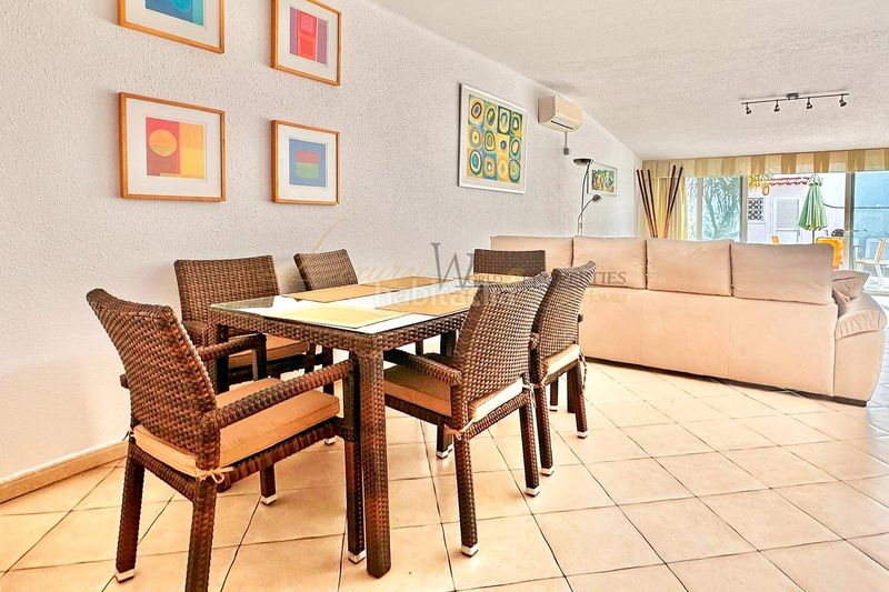 Foto bf3f3a55-2790-4ebd-8f13-e52cbe041ddb. Casa amb piscina a Playa de las Américas Arona