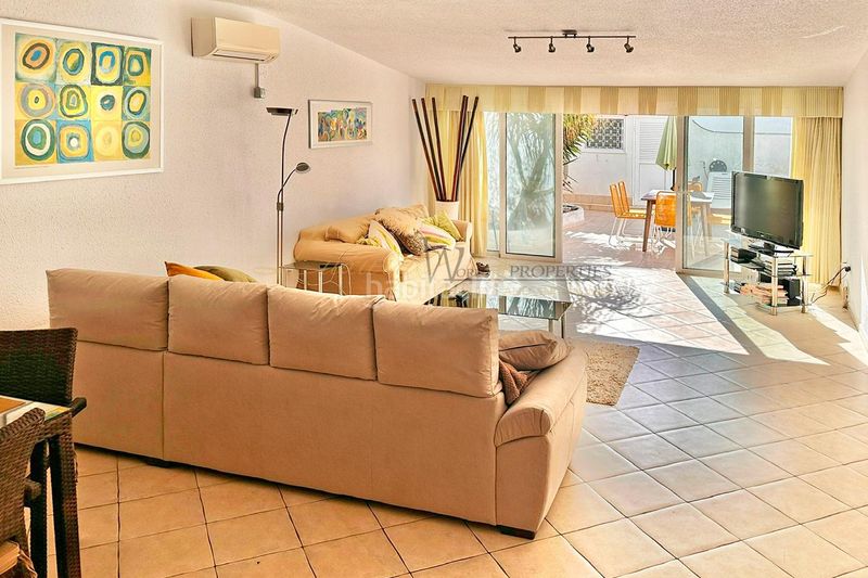 Foto c201c7b6-dacd-4768-8a29-6b673613c7e7. Casa amb piscina a Playa de las Américas Arona